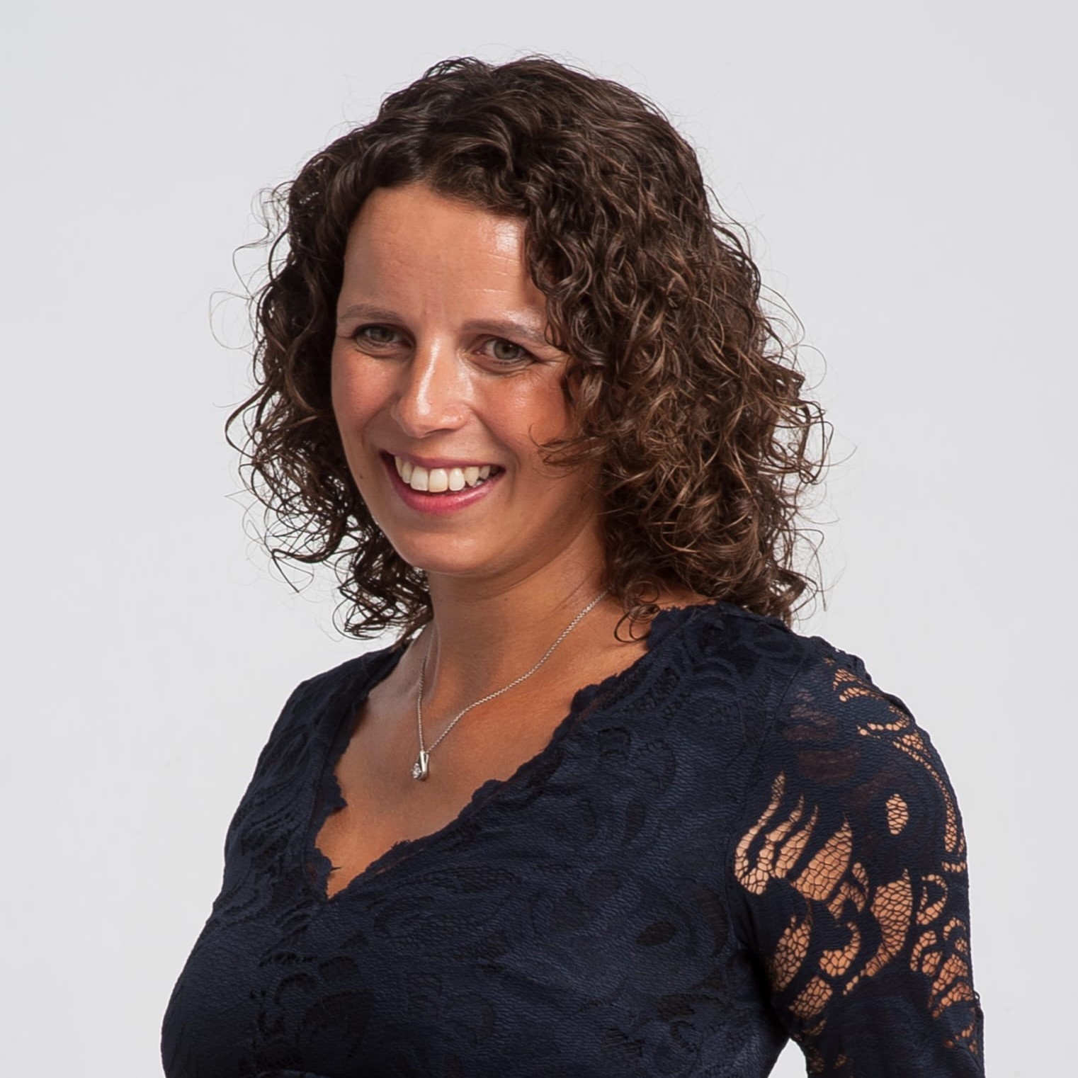 Review Paula Review Paula Komt een kind bij de dokter.